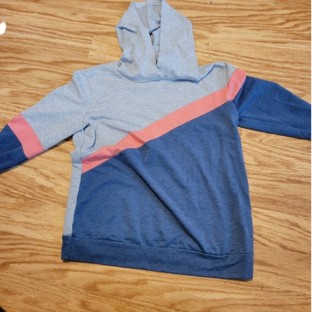 Persaya Girl Hoodie Sz L